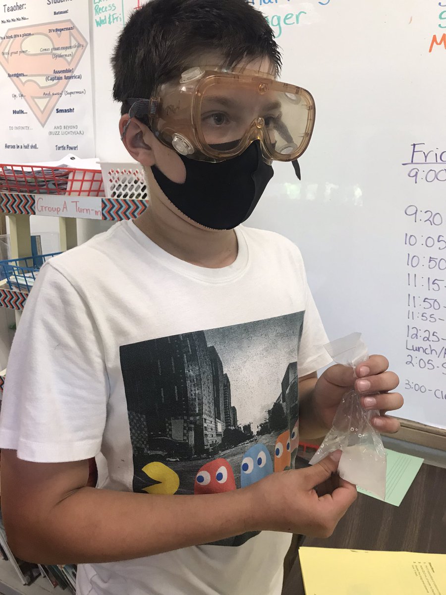 SuperKeiserKids's tweet image. Observing changes to identify whether we are witnessing physical or chemical changes. 

Did the color or temperature change or gas bubbles occur?
#ChemicalChange #PhysicalChange #science