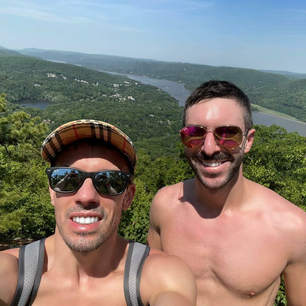 ChrisRyanNYC's tweet photo. Top of #bearmountain #gayboyfriends #boyfriends #gaycouple #gaypride #gayboys #gay #adventuresofchrisandjesse #chrisryannyc #lovers #boyskissing #sexycouple #cutecouple #partners #husbands #gaymen #gaylovers #gaybae #gaykiss #couplesgoals #mylove #romant… https://t.co/Cgz2J0KDOs https://t.co/Pe7GpOqY5q