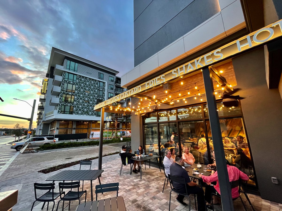 WalkerBrands's tweet photo. Making burger history as we celebrate the 1st @shakeshack  in Tampa Bay at @MidtownTampa. Today’s premiere of Shake Shack rounds out an impressive trio of openings with Sal Y Mar and REI, making Midtown Tampa a hot spot for summer 2021! https://t.co/xlX97Cwjem