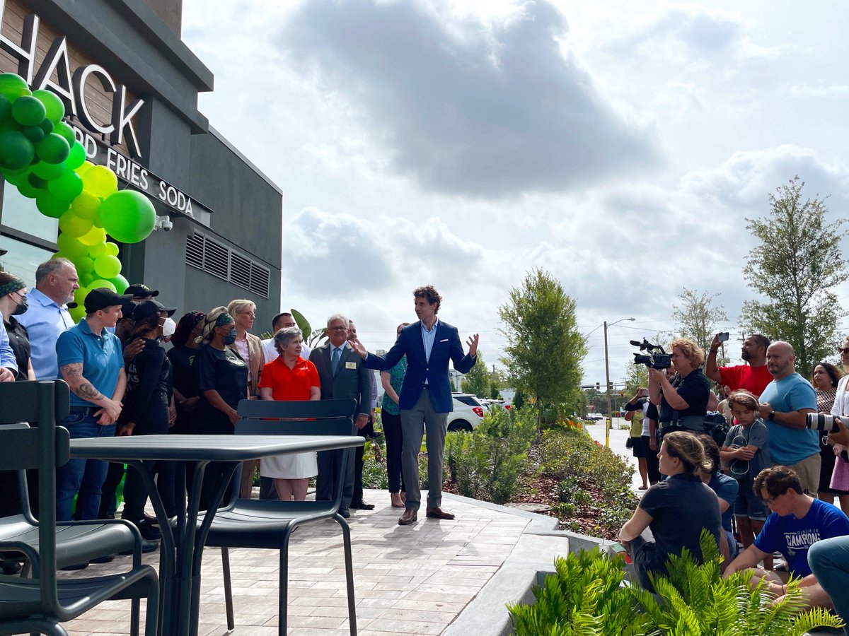 WalkerBrands's tweet photo. Making burger history as we celebrate the 1st @shakeshack  in Tampa Bay at @MidtownTampa. Today’s premiere of Shake Shack rounds out an impressive trio of openings with Sal Y Mar and REI, making Midtown Tampa a hot spot for summer 2021! https://t.co/xlX97Cwjem