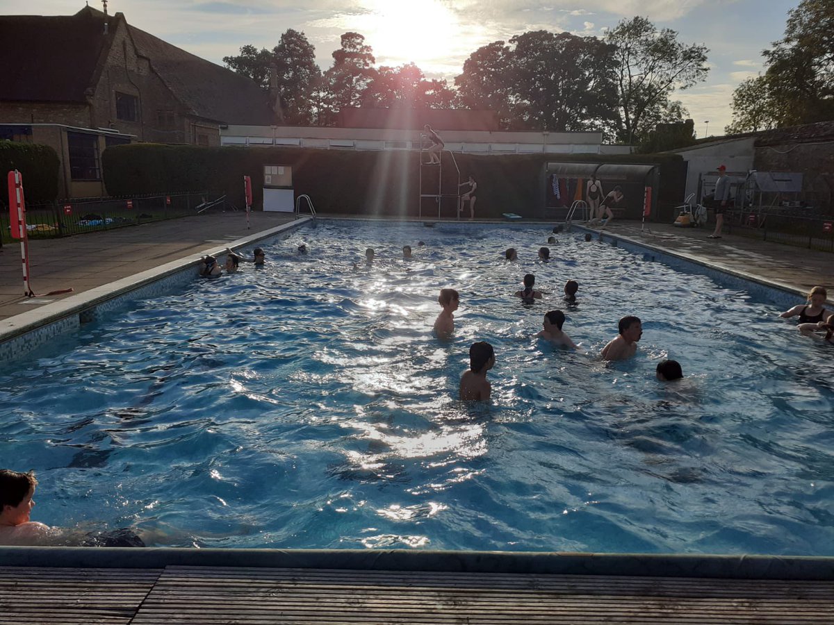 WHS Boarding tweet media