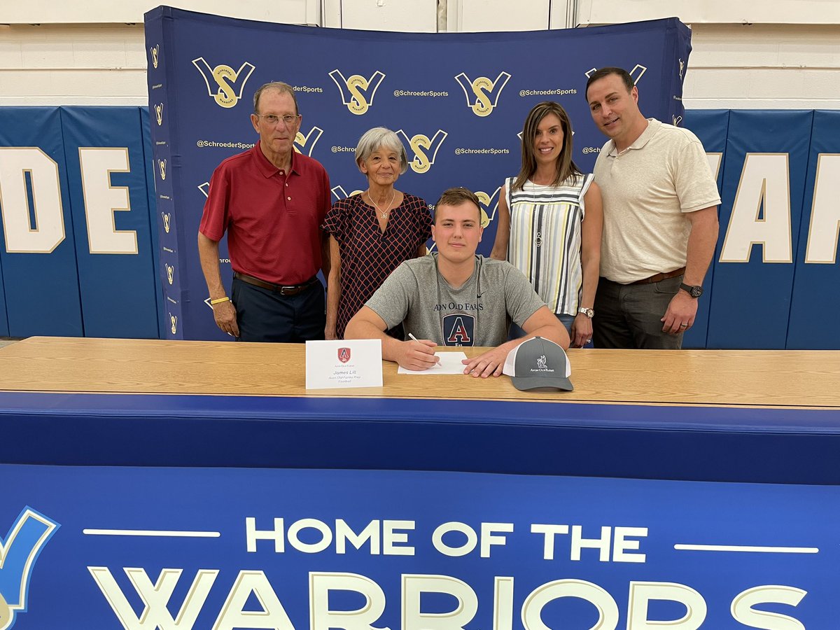 SchroederSports's tweet photo. James is headed to @avonoldfarms to play football and get ready for the next step. We are proud of the Warrior he is and won’t forget that 2pt conversion!
#WarriorNation  #Congratulations https://t.co/3tMEFwhJlJ