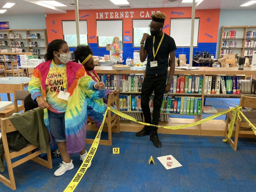 TBInvestigation's tweet photo. These STEM students may be our co-workers one day! Two of our TBI  Forensic Scientists joined students with @mnps_i3stem Forensic Science Camp in triangulating mock crimes scenes. Great to see this interest in science and math! #science https://t.co/uSavcNLWLx
