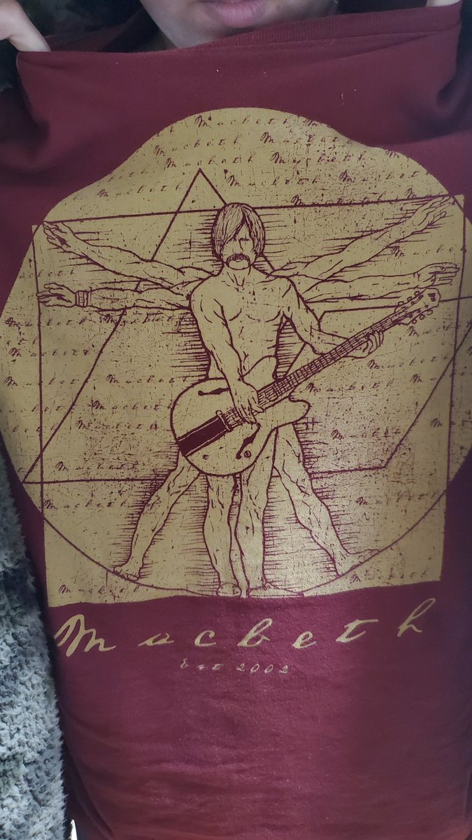 auburnko's tweet photo. @tomdelonge @AVABandOfficial alternate universe album cover :) https://t.co/WaSXcCs9VF