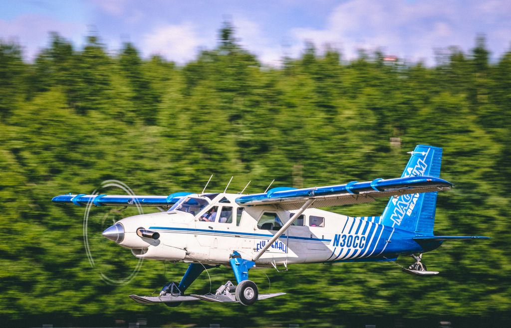 #FlyDenali You can go to the airlines and make a lot of money as a pilot... or you can fly this and land on glaciers in Alaska. Which will you choose? 🤔  #DareToDream #SeekDiscomfort #ChallengeYourself 

#FLY8MA #FlightTraining #Aviation #LearnToFly #StudentPilot #PrivatePilot