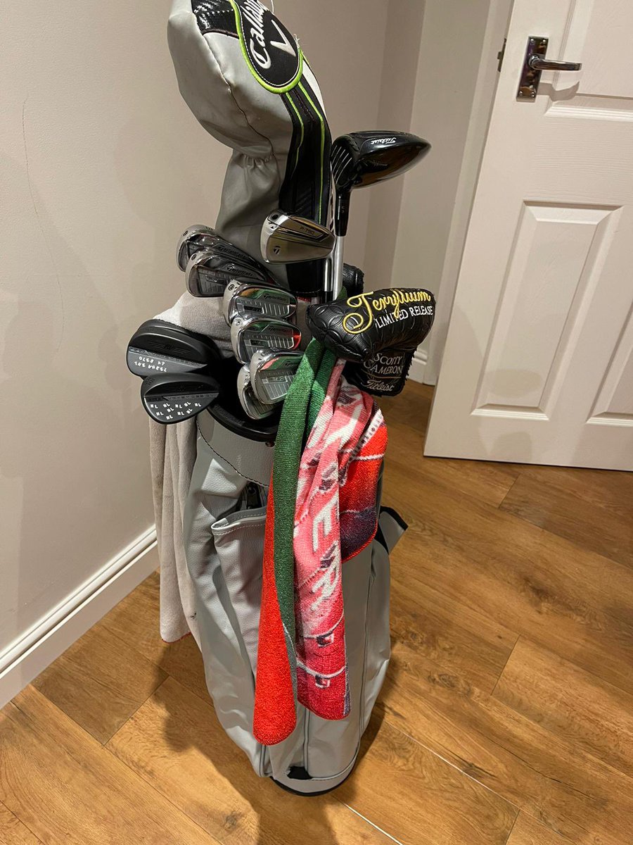 Saturday 5th June about 1pm my car was broken into at Worthing Golf Club 
They stole my wallet, sunglasses and golf clubs/bag!
Can everyone look out for those irons and woods, please retweet 💪