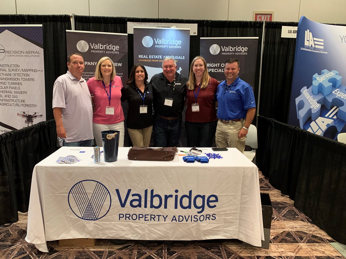 VPA_Houston's tweet photo. Thank you to everyone who joined Valbridge at  @IRWA_Network 67th Annual Conference in San Antonio! There's still time to drop by Booth 104 for a chance to win a King Ranch Messenger Bag! #GoBlue #VPA #IRWA2021 #RightofWay https://t.co/Qup3fUncPg