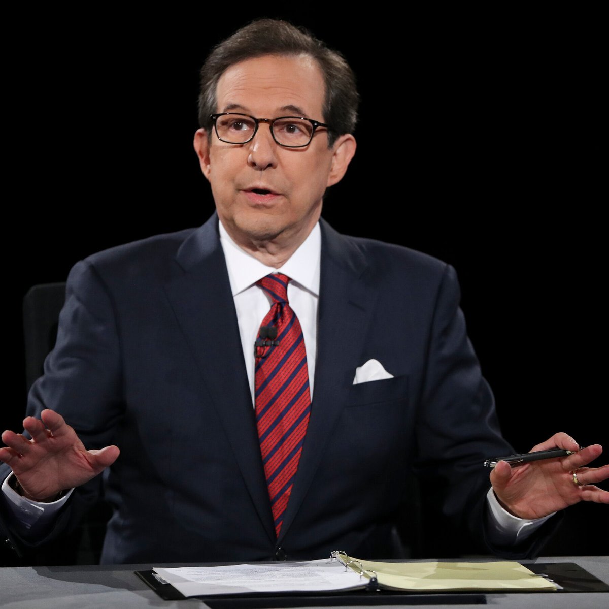 gregkellyusa's tweet image. Completely Corrupt WALLACE.  (Seen here Protecting ⁦@JoeBiden last fall at the “debate”⁩) —why didn’t FOX show Donald Trump’s speech on Saturday ???  @newsmax showed it LIVE in its Entirety.  FOX just had  “Chris” summarize it.  SWAMP. CANT BE COUNTED ON!!