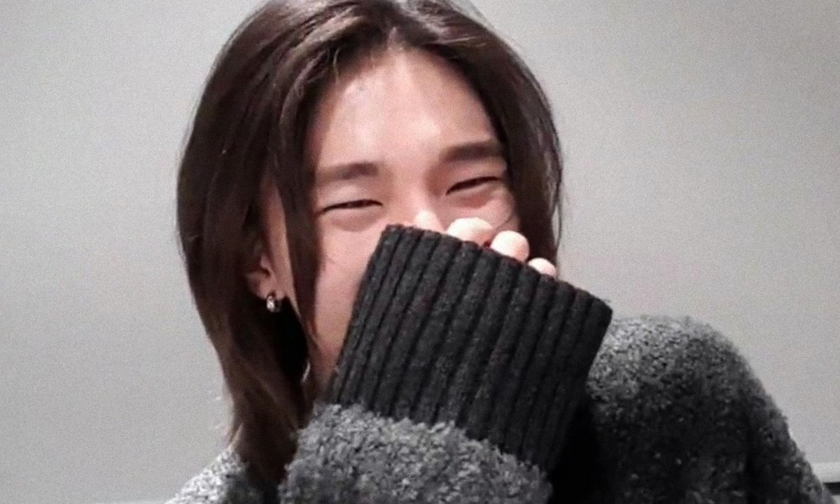 we’re still here waiting ♡ 

#WeMissHyunjin #LoveHYUNJIN #LoveSTAY #STAYwithHYUNJIN <a href="/Stray_Kids/">Stray Kids</a>