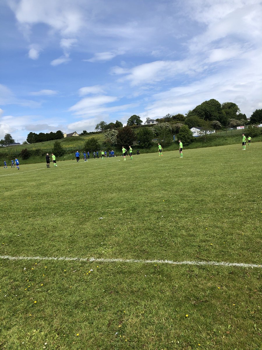 LimerickFCie's tweet photo. We as a club offer a massive thanks to @chair_CTFC
Cashel Town FC for the welcome they gave to us today, with the provision of refreshments and pennants much appreciated. Fantastic to see so many young people with smiles on their faces enjoying the game they love. #thisislimerick https://t.co/upDi0j6DMU