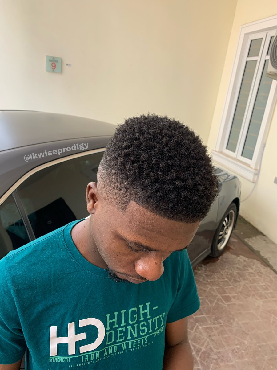 Ikwiseprodigy's tweet photo. Atime we cut hair, sometime we vibe https://t.co/memVVgelXa