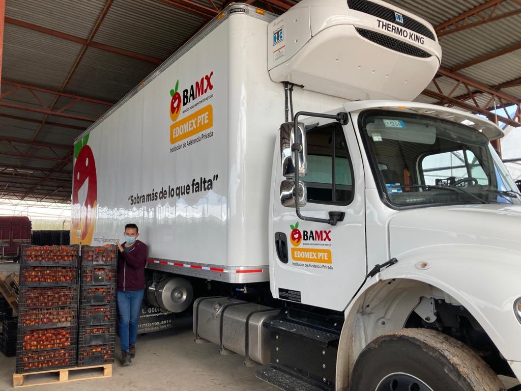 Como cada semana salimos a los Invernaderos a rescatar comida , si eres productor de campo y te sobran vegetales 🍅 🌶  🥒 🥬 contáctanos!!! Juntos podemos seguir #alimentandoSonrisas 🥘