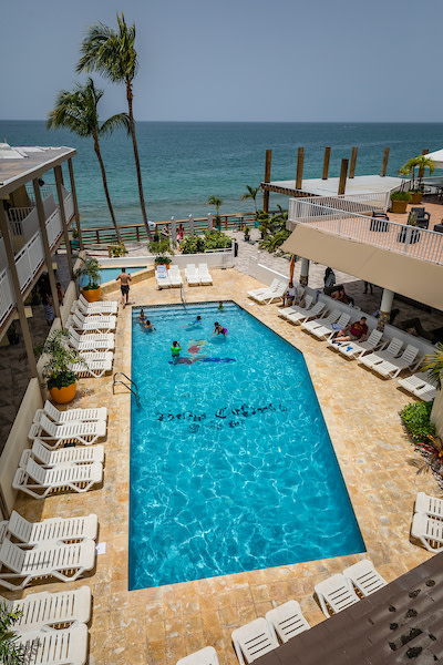 VoyTuristeando's tweet photo. Hoy viajemos 🚗 hasta Hotel Villa Cofresi en #Rincón. Dónde disfrutarás de una bella vista al mar, 🌅 comida deliciosa y tiempo para relax. Hay #78destinos para hacer #TurismoInterno. Entérate aquí 👉🏻  https://t.co/9WT4LCG2pp #PortaDelSol https://t.co/7cmrzMj0xW