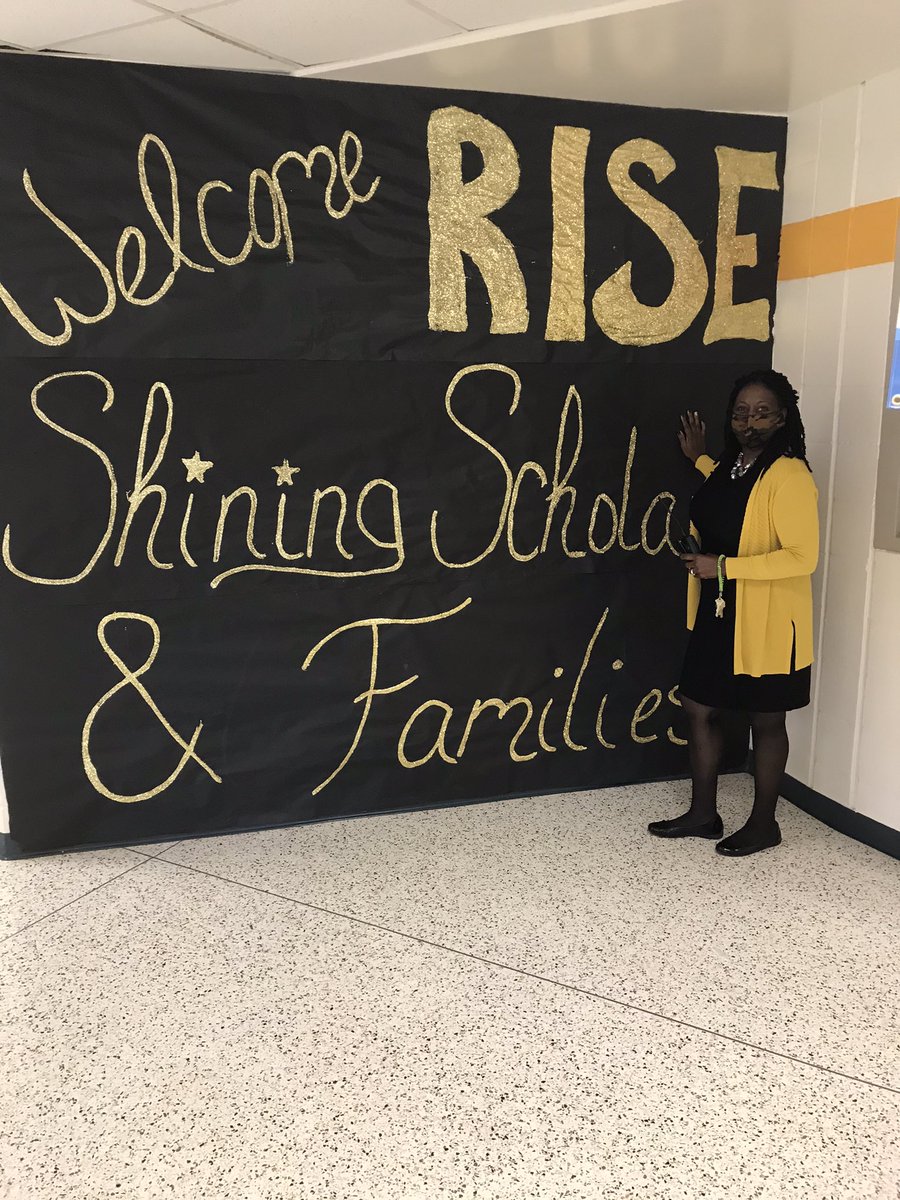 advocate_1's tweet image. @WTBrownElem1 were #rockstars on their first day of #CCSRise2021! @PatriniaB @CumberlandCoSch @CCSElemEd 🎉🤩🥳🎊