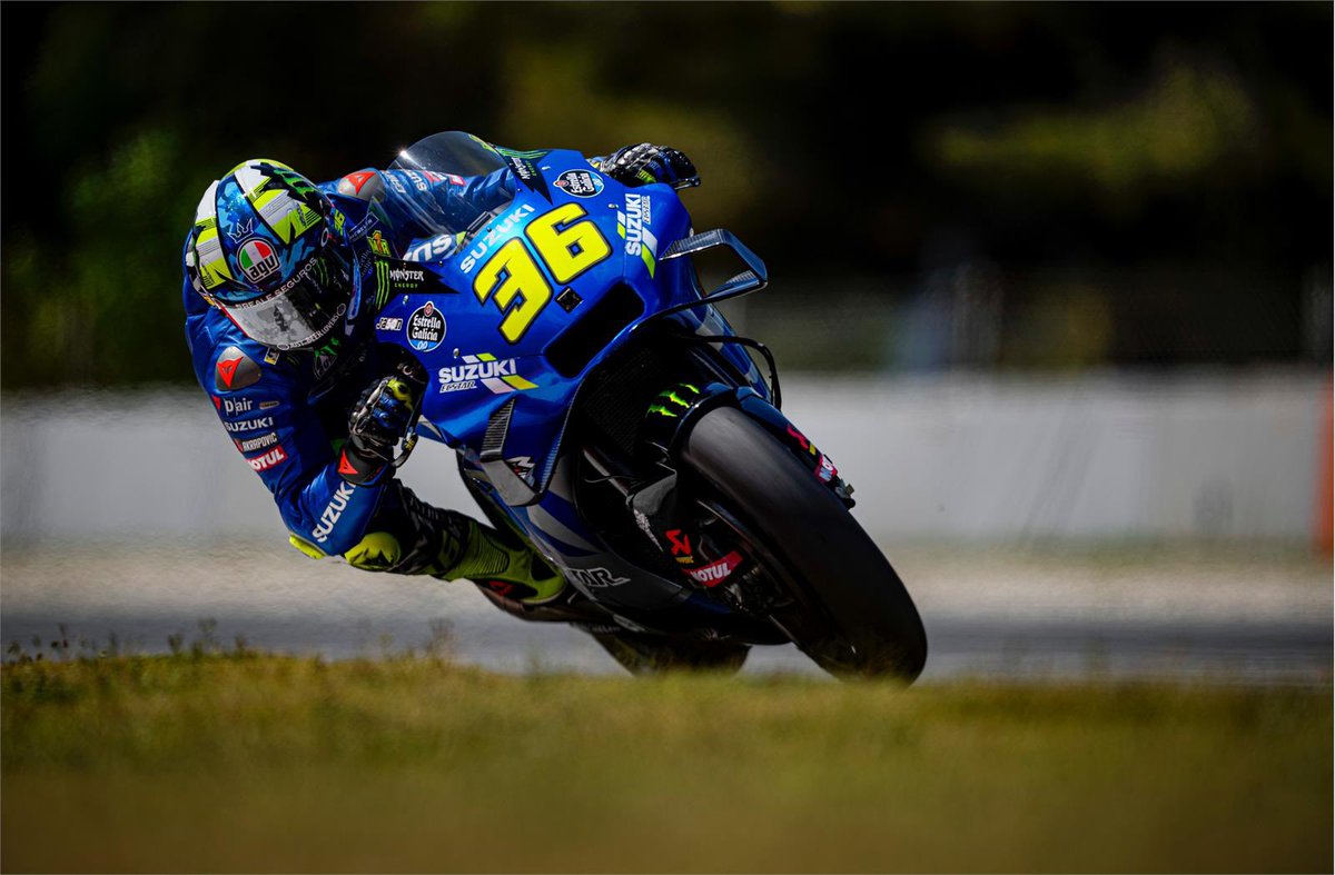 JoanMirOfficial's tweet photo. P4 #CatalanTest

“It’s been a good day of testing. I’m ready to go home and start my preparations for Germany.” 🙌🏻

“Ha sido un buen día de entrenamiento. Ahora es momento de volver a casa y empezar con la preparación del GP de Alemania”. 🙌🏻

@motogp @suzukimotogp #AllForOne https://t.co/2YyiKIFPUH