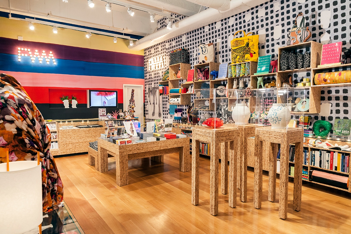 fabricworkshop's tweet photo. We are hiring! FWM is currently accepting applications for two part-time Museum Shop Associate positions. Learn more and apply:
https://t.co/X9PDGad3L4
#nowhiring #FWMShop #FabricWorkshop https://t.co/tvMnaigmwR