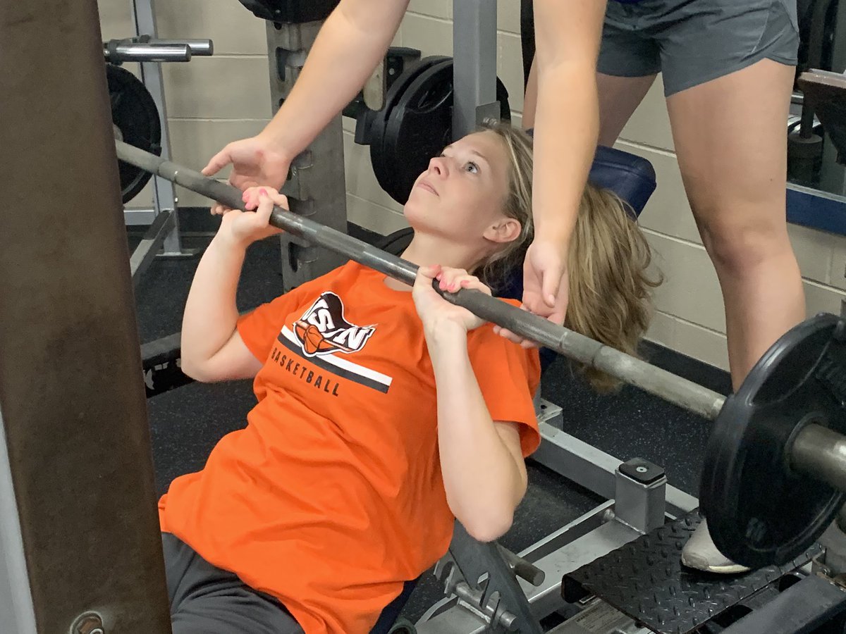 coachfox5's tweet photo. Girls back in the weight room and started 🏀 team camp today. Great way to start the week! #BlueComets https://t.co/5zb2z4cIFT