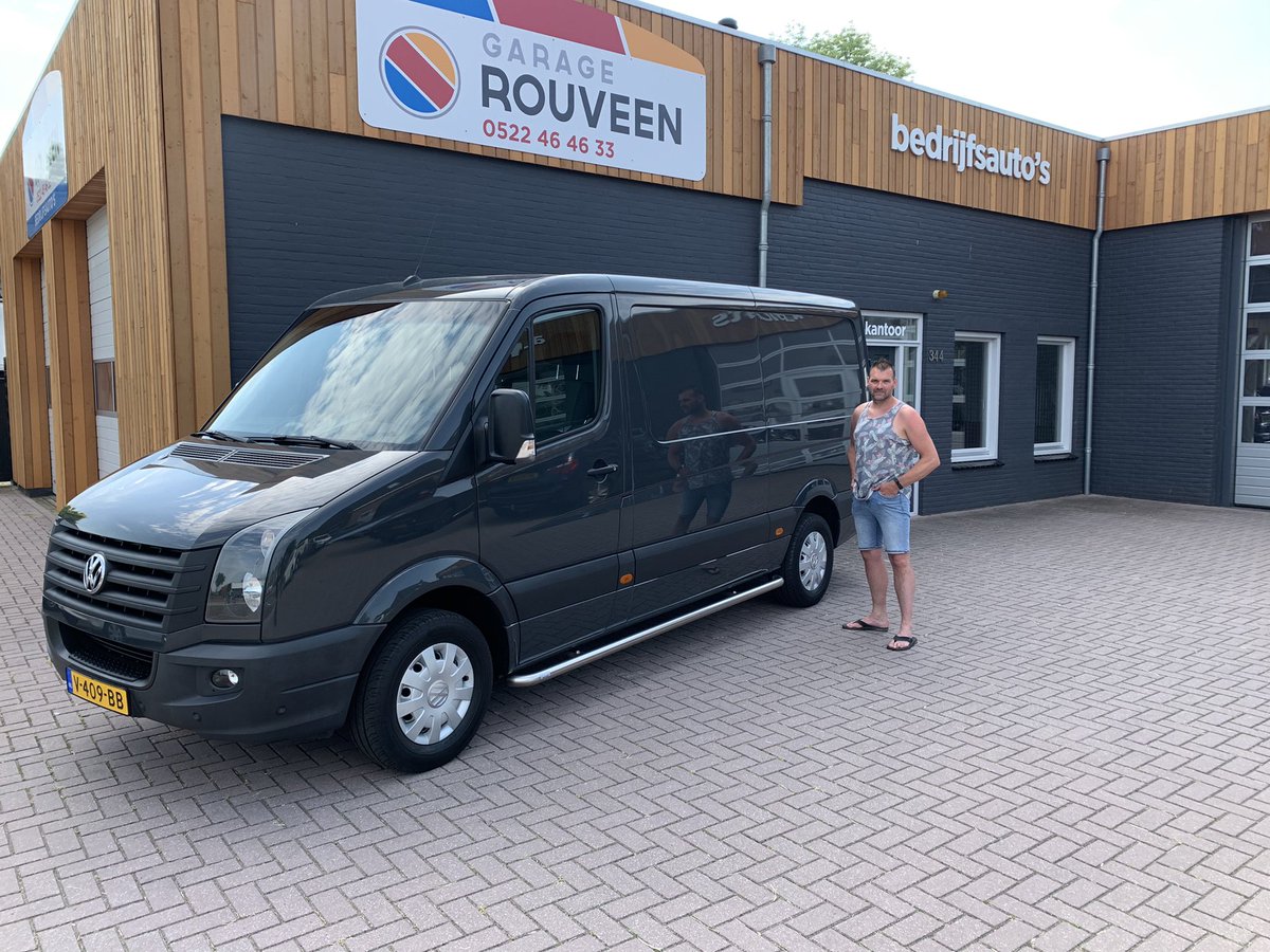 De Crafter afgeleverd aan Arie van Klus en Montage bedrijf Kuiper!! Dit is de 2de bus die we Arie mochten leveren. Bedankt en veel werkplezier ermee!!