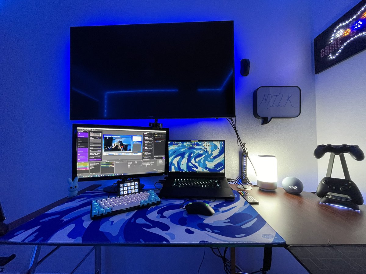 iMavonis's tweet photo. Webcam IS WORKING AGAIN SO THAT MEANS STREAM SOON 🤫🤭 https://t.co/8ulmWHr0Ei