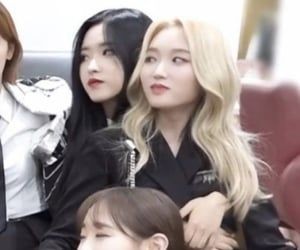 loona tiny pics 🏛️ rt in fixed pls (@loonatiiny) on Twitter photo 