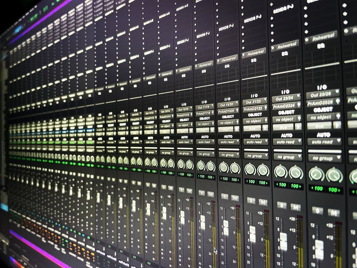 ivoschm's tweet photo. Alchymy of the music creativity
#protools #37scoring #mix #mixing #startupsession #music #sounddesign  #sounddesigning #faders #soundexperience #soundexperiment #experiment #musicstudio #mix #mixing #musiclover #avid #protoolsultimate #studio #tvorba https://t.co/WBV09g3H0s
