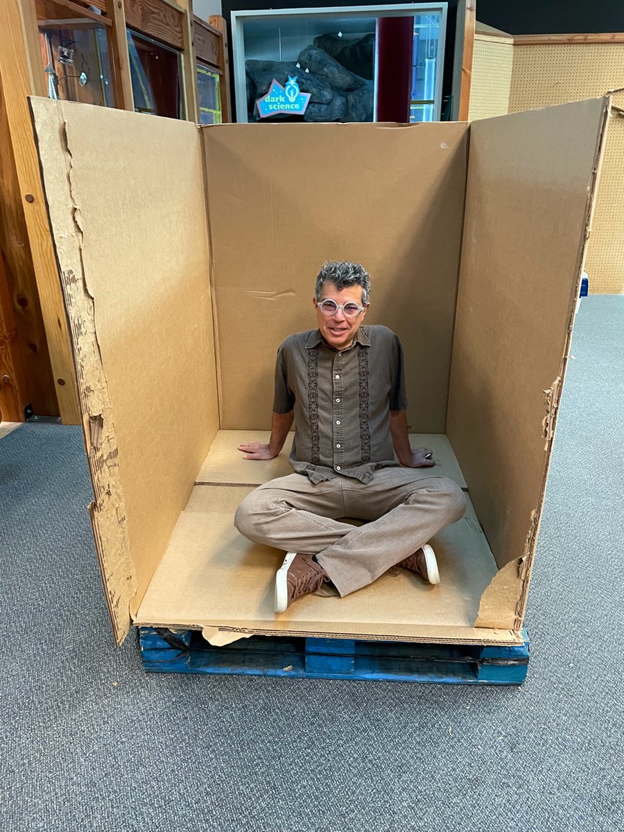 ashlandfilm's tweet photo. This month we're going BIG. Can you guess what was in this box?!

Thank you @TravelOregon for the grant that's helping us bring our Live and Outdoor fest to you so soon! 

Subscribe to The Screener at https://t.co/53VAsYoFiw for updates about tickets, program line-up and more! https://t.co/adVRATGMf5