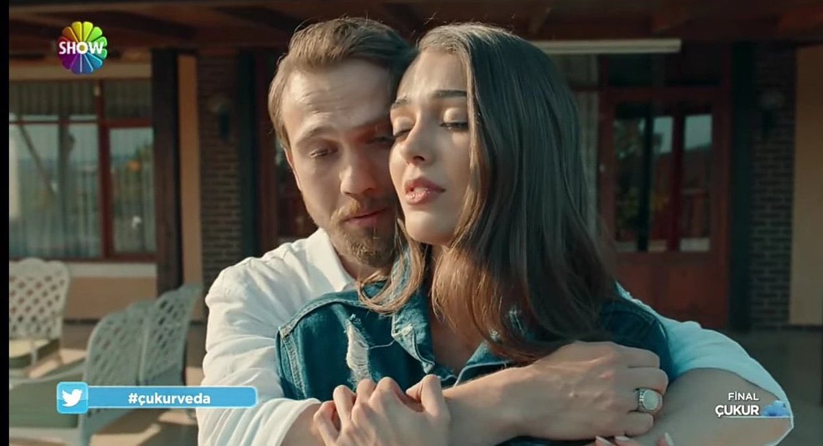 melisaykac0's tweet photo. Bazı sonlar unutulmaz #sena #cukurveda #cukur #sonyaz #Poyrazkarayel #murtaza #yamackocavali #cukurfinal #cukurgala https://t.co/us4PXyZN1N