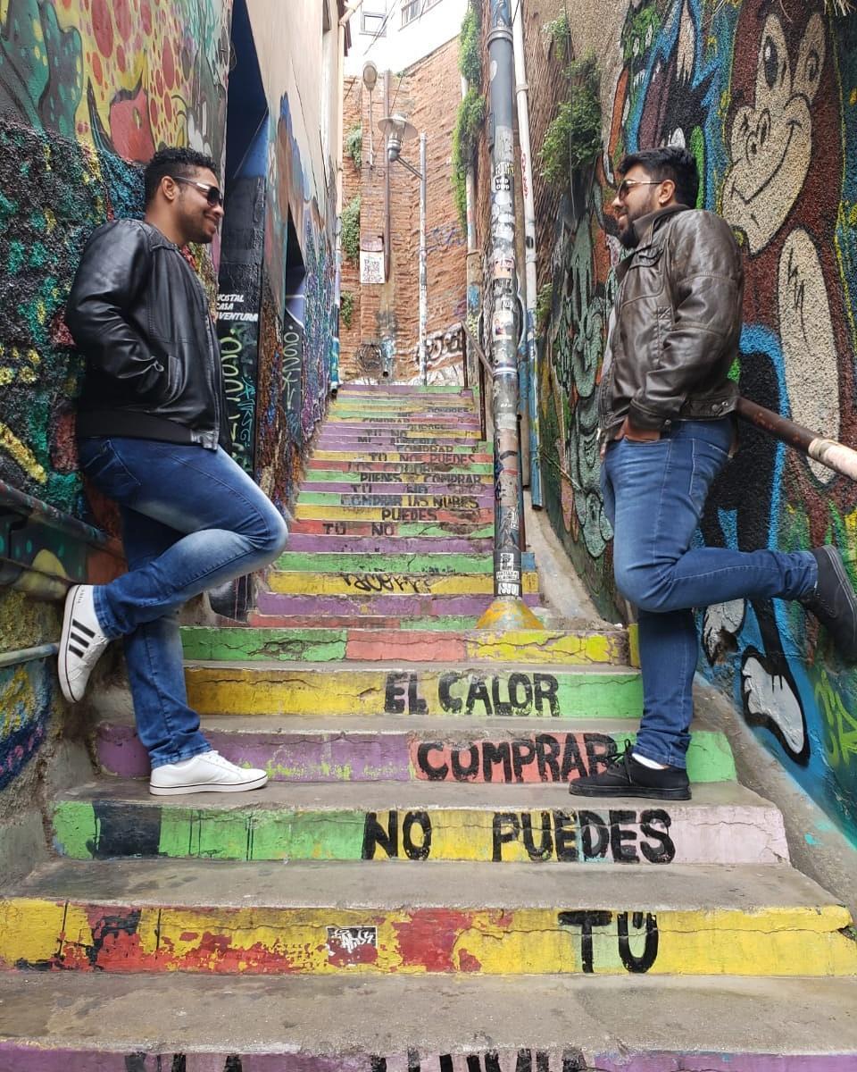 AmorSemAspas's tweet photo. ❤️ Roberto e Vinícius ❤️

Já seguiu a gente lá no Instagram?! Então vai lá e confira essa e outras histórias de amor: @AmorSemAspas 
#LGBTQ https://t.co/YpmDXX9KwE