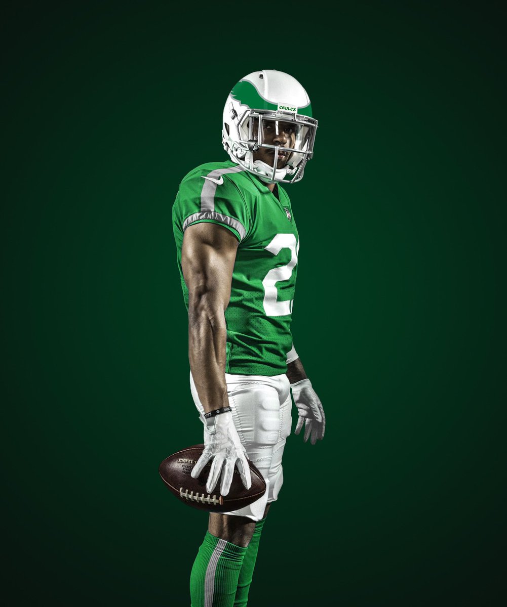 Brad Wolf on X: Here's my Eagles uniform concept for the folks who have  been calling for a return to kelly green. 🦅 What do y'all think?   / X