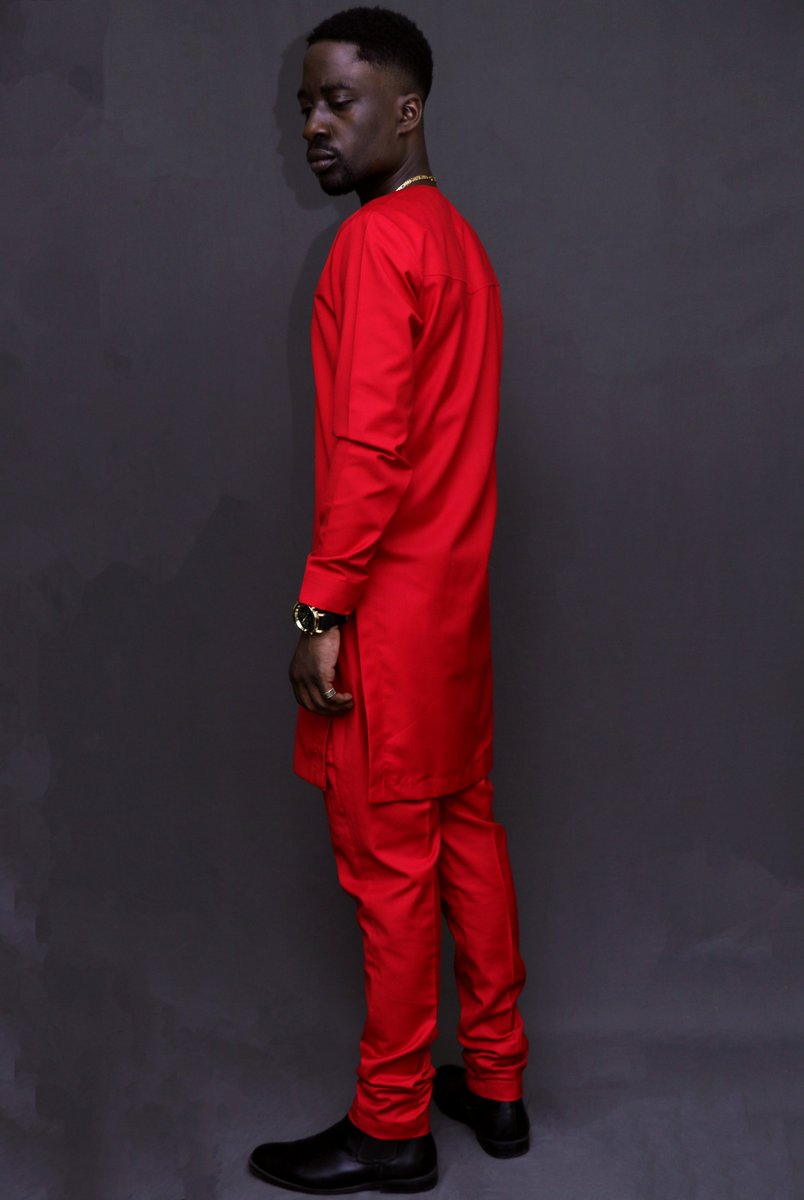 itsK1NGZ's tweet photo. THIS OUTFIT WAS MY BDAY GIFT FROM @ggbespoke.gh_ (IG) #GhanaFashion #GGBeSpoke @KINGxPRODCTIONZ #K1NGZ #KingProductionz https://t.co/j0zKFm1p3u