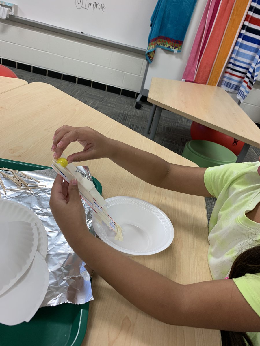 TESChallengeLab's tweet image. Day 1 of summer school with @NESChallengeLab was a success! #STEMifyYourLifeKISD #KISDBEST