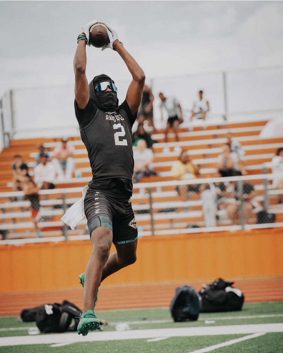 GrandElite3's tweet photo. @GG1k1 ballin out this weekend @GrandElite3 https://t.co/2muYEtie6b