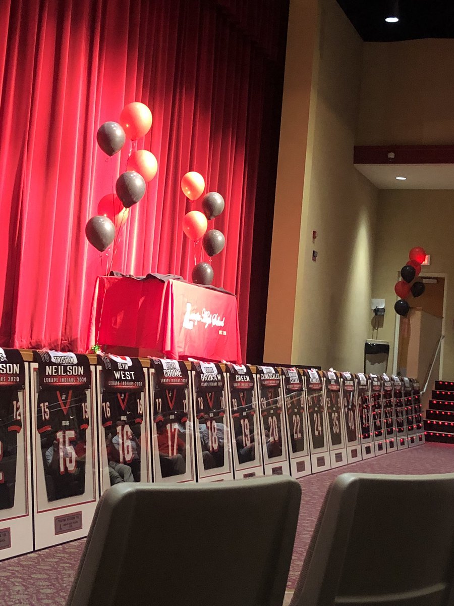 LenapePrideClub's tweet photo. Finally we had the opportunity to honor our 2020 Lenape Indian Football Team who were lead by their captains @HamzaBruce1 @LukeCole22 @Ty2Davis @Brady7Long @jaytoostrongg These young men never gave up!Never quit! TRUST-BELIEVE-COMMIT!ALWAYS AN INDIAN ❤️🏈🖤  @CoachWoj_LHS https://t.co/m1R7P8f7ZA