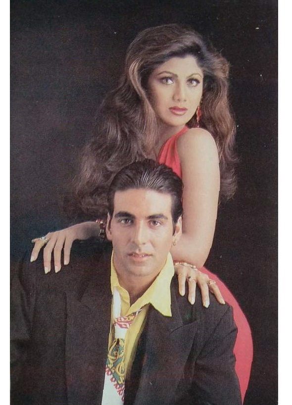 Happy Birthday gorgeous   Shilpa shetty mam From All fans of Akshay Kumar. 