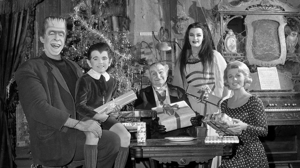 IGN's tweet photo. Rob Zombie has officially confirmed his next film will be a modern adaptation of The Munsters. https://t.co/3at0y6wWUc https://t.co/hKaJOQgaE6