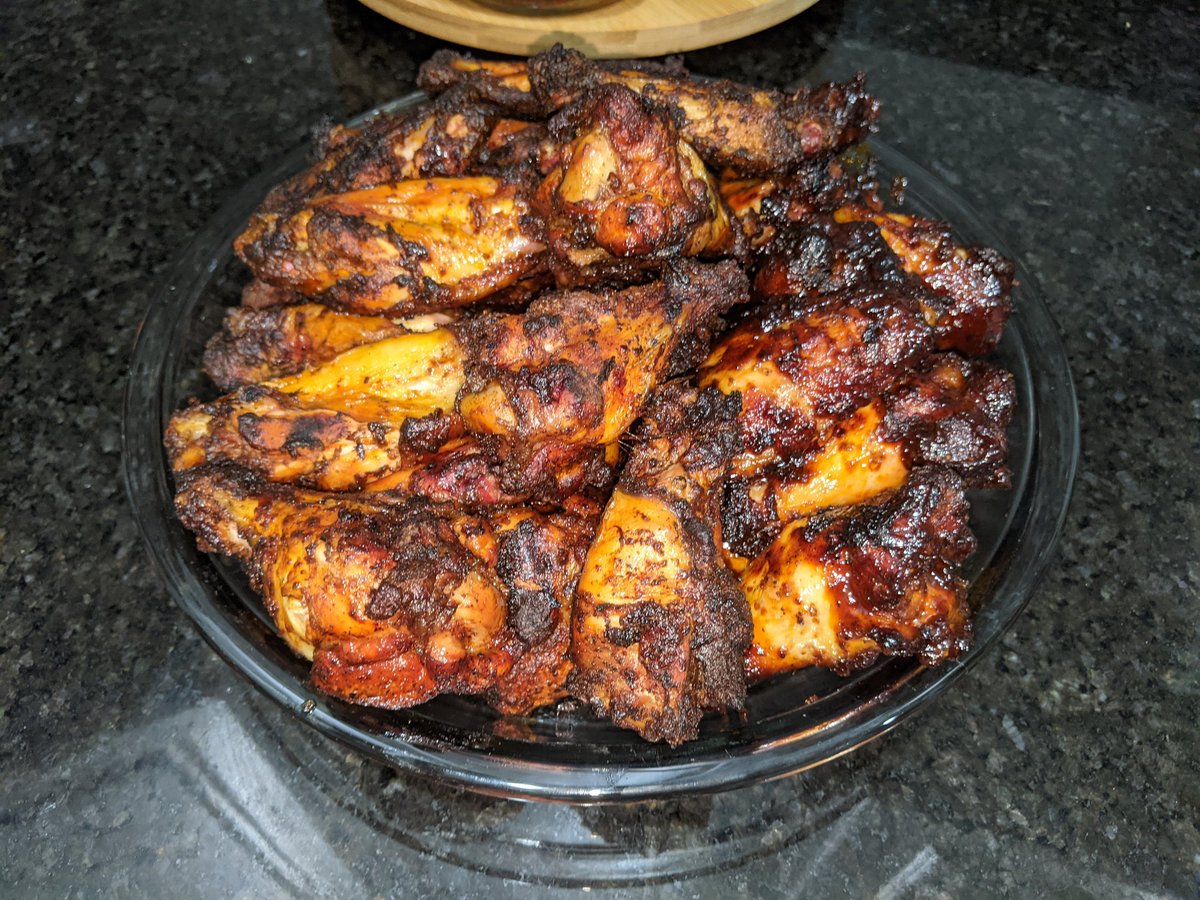 trey_cefus's tweet photo. All this negativity on #Twitter I figured I'd share some #Foodies stuff! #WINGS #BBQ #smoking #usmc #Trending #positivity #PositiveVibes https://t.co/ZbrH8UHfHf
