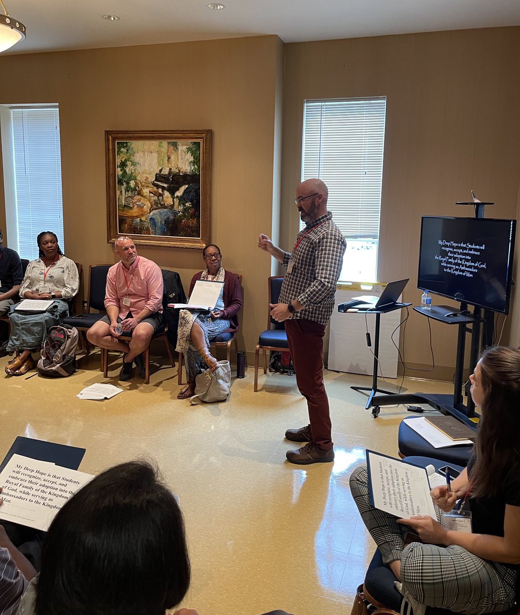 diverse_edu79's tweet image. @TfTCACE John Keeling engaging educators with his deep hope during his workshop today!