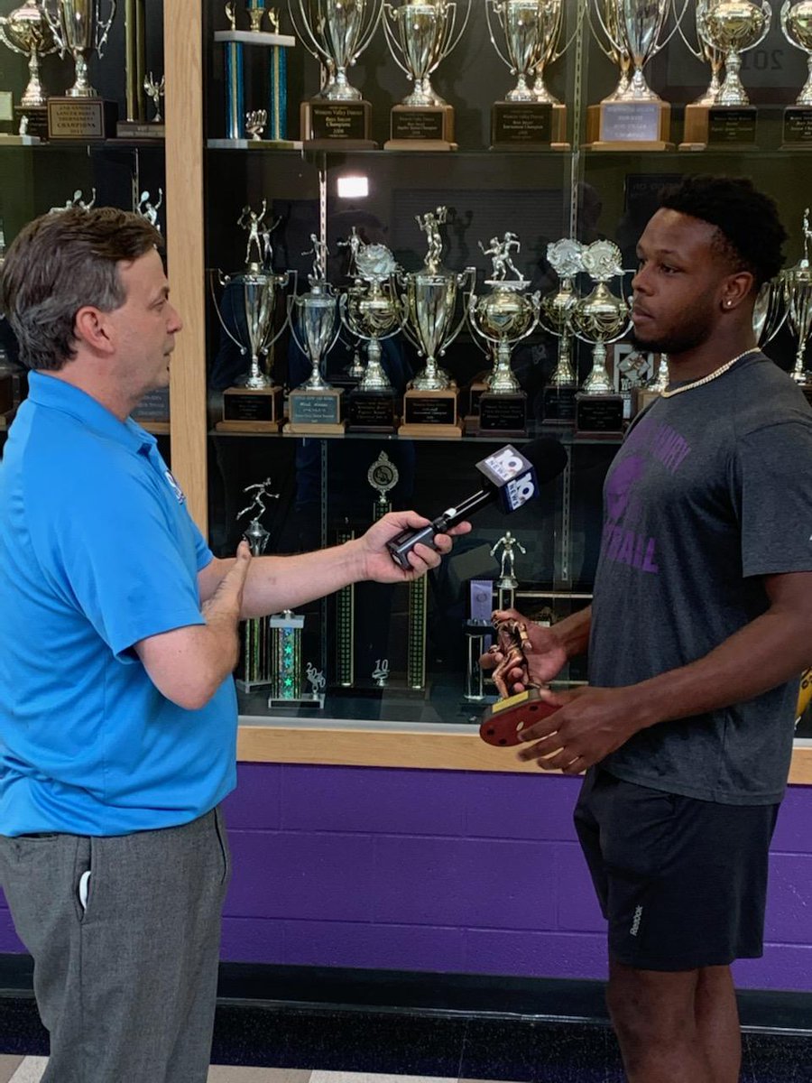 PHRoanokesports's tweet photo. Roy Gunn getting his trophy for player of the week this football season.  Great job and good luck at VMI. https://t.co/8nQwKsrZEa