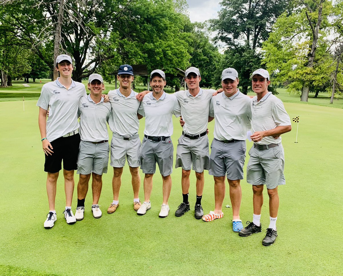 Indydannysmith's tweet photo. Boys golf team placed 2nd to move on to regionals. Jeremiah’s high score got dropped so the played bad plaid is his during dinner. @athletics4cchs @cchsindy https://t.co/zNUJxvFVvC