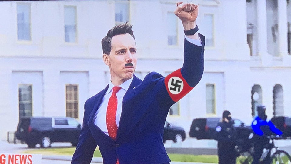 gammeldstein's tweet photo. @HawleyMO @hawleymo
 You should resign over your part in the Jan 6th riot and attempts to stop democracy.  Leave!
#InsurrectionHasConsequences  #Traitor 
@joshhawleymo https://t.co/6uboE8WjMD