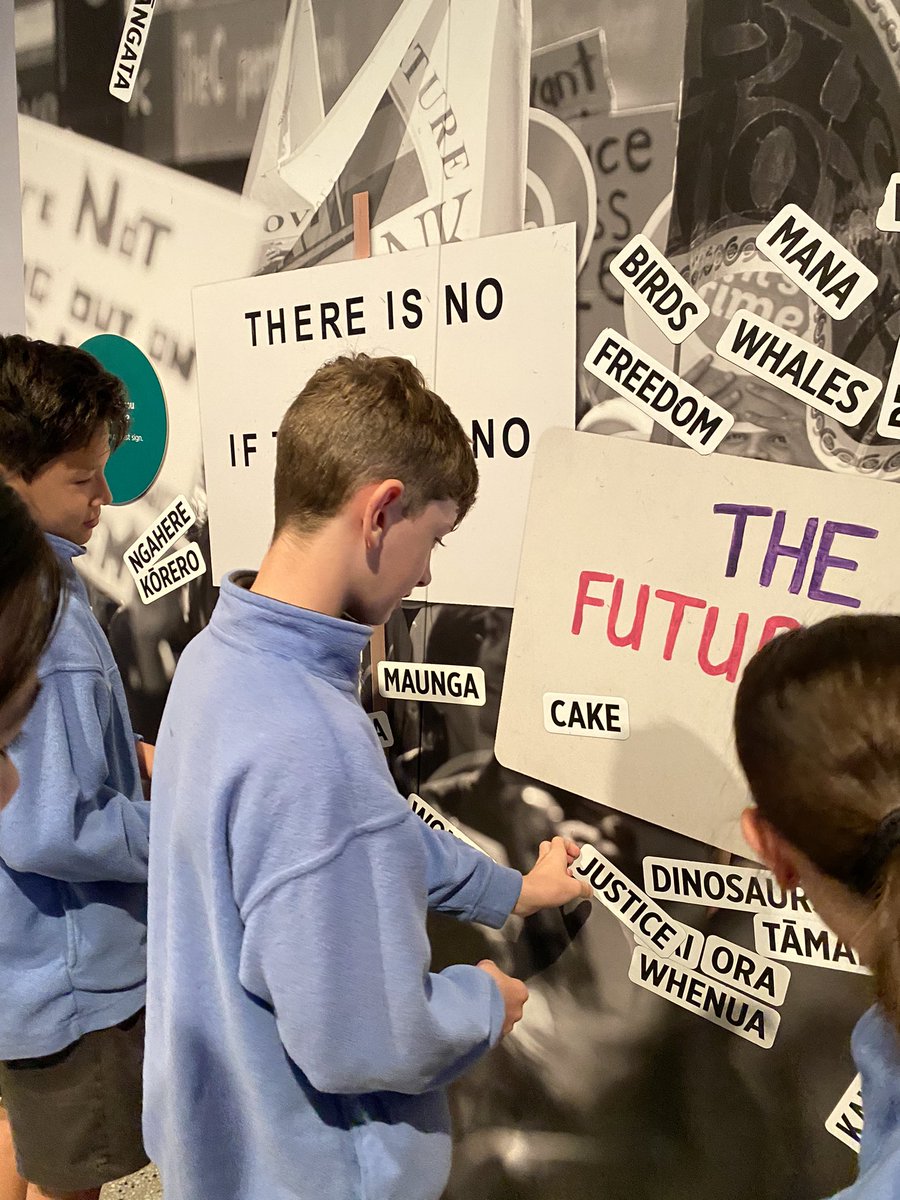 Exploring the <a href="/aucklandmuseum/">Auckland Museum</a> this morning - what an amazing new gallery! <a href="/StonefieldsSch/">Stonefields School</a>