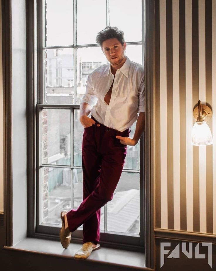 _thechurchboy's tweet photo. obra de arte em tempo integral e professor de artes nas horas vagas, Niall Horan.
#FOXFIRSTDAY https://t.co/sP7xnp7khN