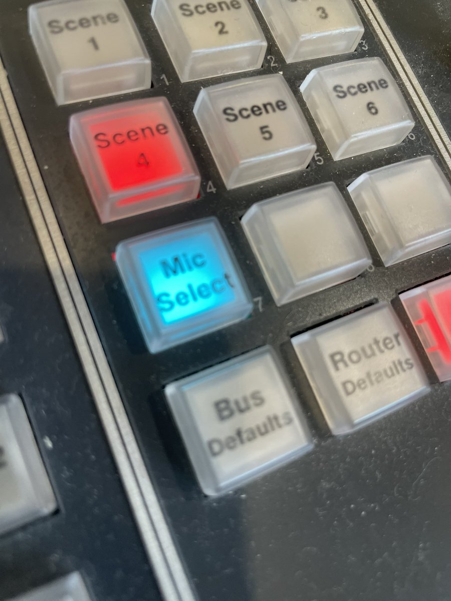 mattstevoonair's tweet image. If you ask me there aren’t enough blue lights on the desk …
#radio #broadcast #behindthescenes #radiolyf #abcriverland