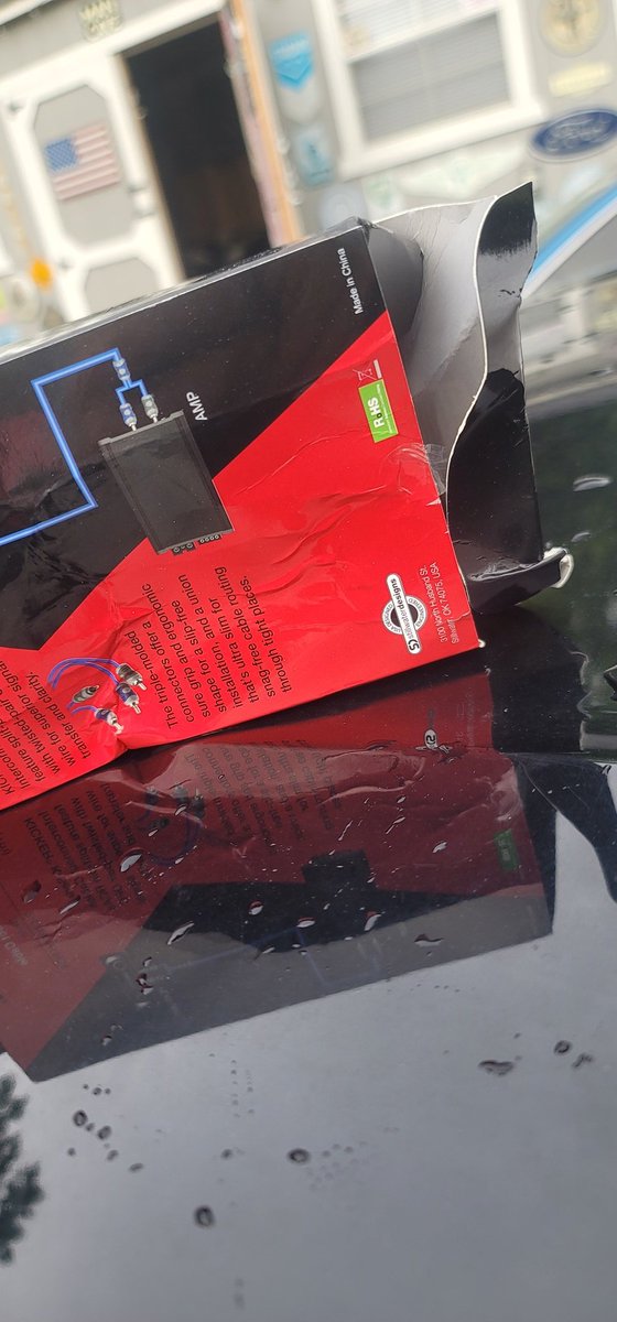 matthat30's tweet photo. @BestBuy I'm sure my money didn't look like this when you took it! https://t.co/CyEeiU9FRn
