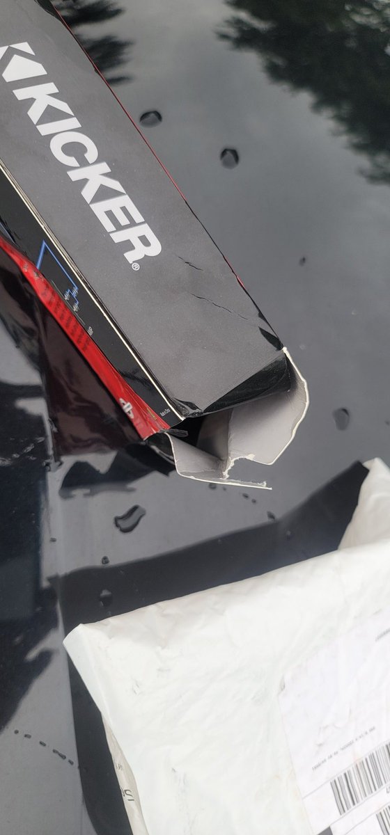 matthat30's tweet photo. @BestBuy I'm sure my money didn't look like this when you took it! https://t.co/CyEeiU9FRn