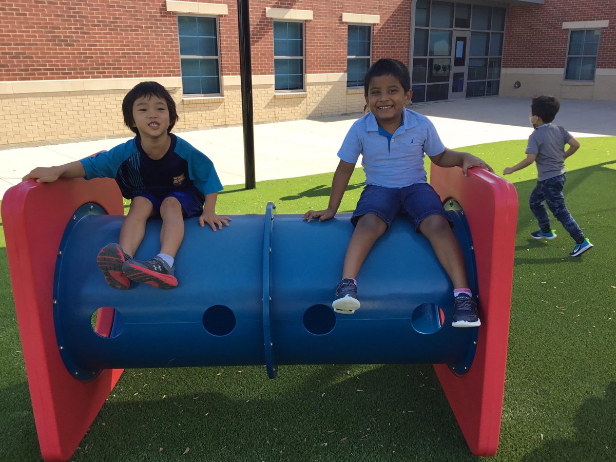 class_russell's tweet photo. Mrs.Russell’s friends are having fun in the classroom and on the playground building strong academic and social skills😄 #LEPSummerSchool https://t.co/QjZbtEkCu4