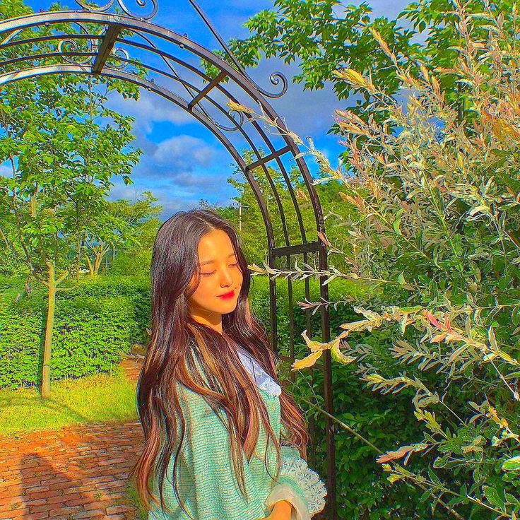 Hola holaa,, it's me Gabriella, boleh pnggil Ella yaa..
Baru main rp di twitter nihh
.
.
.
.
.
Need fambest ? Skuy..
Cp juga boleh.
#roleplayerindonesia #roleplayer #rpindonesia #roleplayeraccount #roleplayertwt #fambest #roleplayerworld #roleplayerindonesia