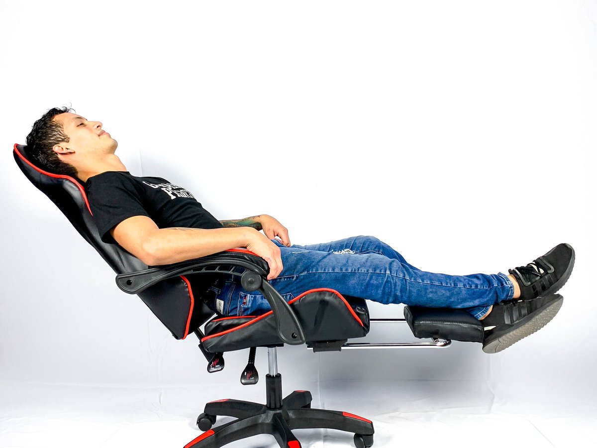 GoldenP73991989's tweet photo. Silla Gamer Premium color Rojo
✅ Capacidad: 120 kg
✅ Inclinación de 140 grados.
✅ 2 Almohadas (Cervical y Lumbar) Regulable en altura para un mayor confort.
✅ Material: PU de alta densidad
✅ Apoya brazos con cojín suave.
WhatsApp 921194497
#PeruGamer #Gaming #Gamers https://t.co/e3GXn6Kgdz
