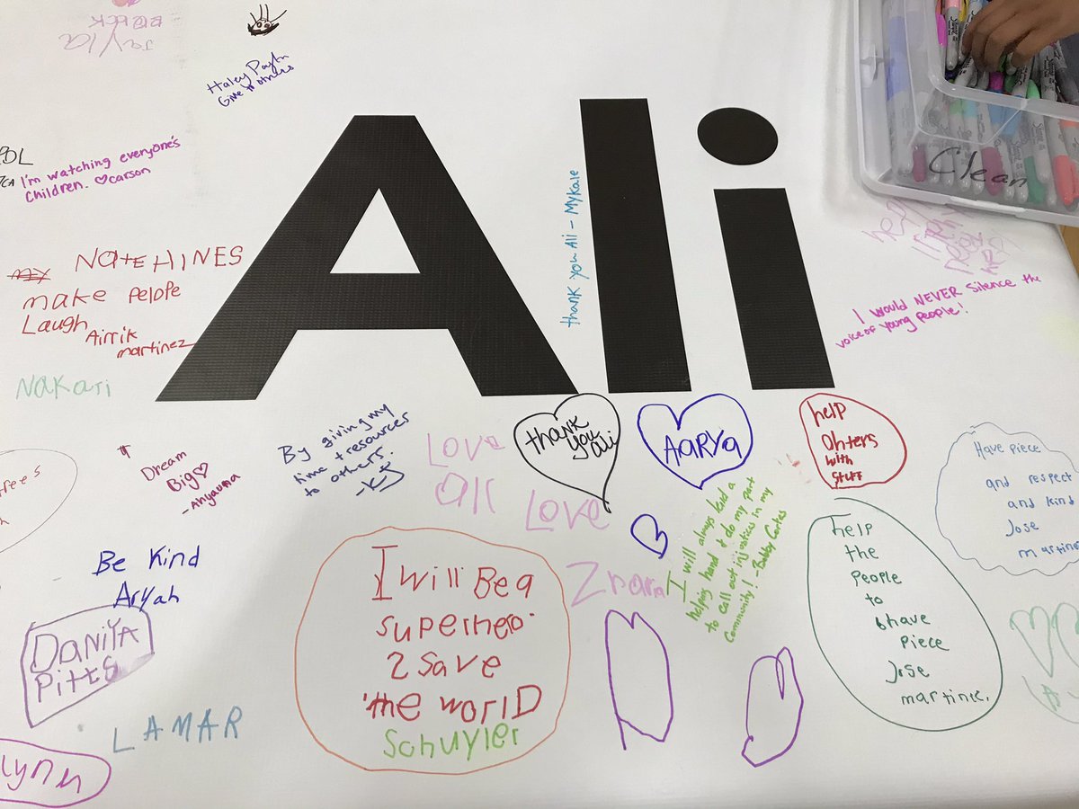 stevetarver's tweet photo. @YMCALouisville honored to host a stop by the #AliBus at the Chestnut St YMCA to celebrate the life and impact of Muhammad Ali as part of the #AliFest. Thanks to the @AliCenter for keeping the legacy active for the youth. #Respect. https://t.co/p4DLZcXlS3