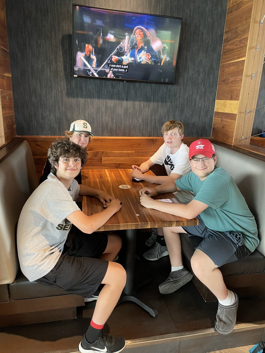 GolfSeneca's tweet photo. End of the year Top Golf trip! https://t.co/mlMIJ3djVG